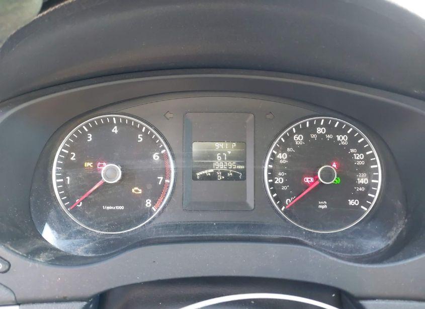 Photo 7 of 2013 Volkswagen Jetta 2.5L SE (VIN 3VWDP7AJXDM384091)