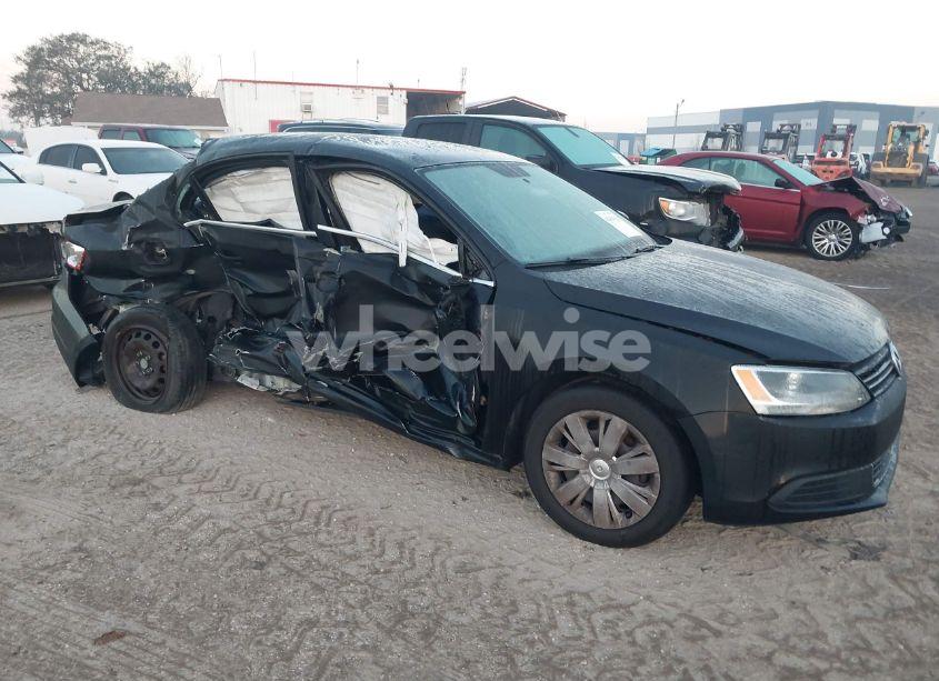 2013 Volkswagen Jetta 2.5L SE (VIN 3VWDP7AJXDM435170) main photo