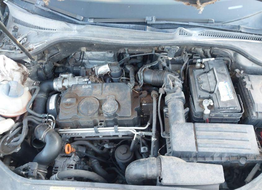 Photo 10 of 2006 Volkswagen Jetta TDI (VIN 3VWDT71K16M625821)