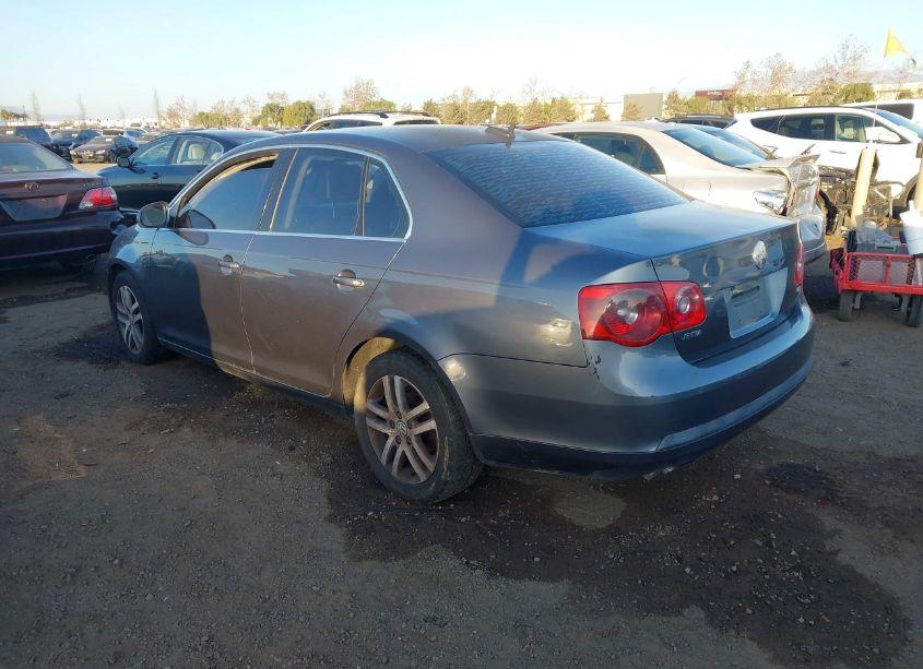 Photo 3 of 2006 Volkswagen Jetta TDI (VIN 3VWDT71K16M625821)