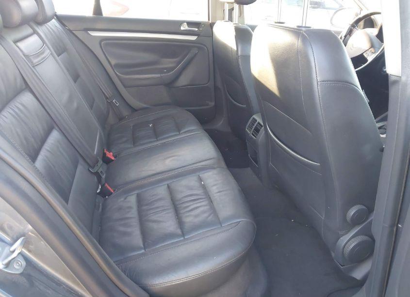 Photo 8 of 2006 Volkswagen Jetta TDI (VIN 3VWDT71K16M625821)