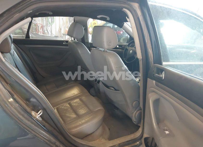 Photo 8 of 2006 Volkswagen Jetta TDI (VIN 3VWDT71K26M624953)