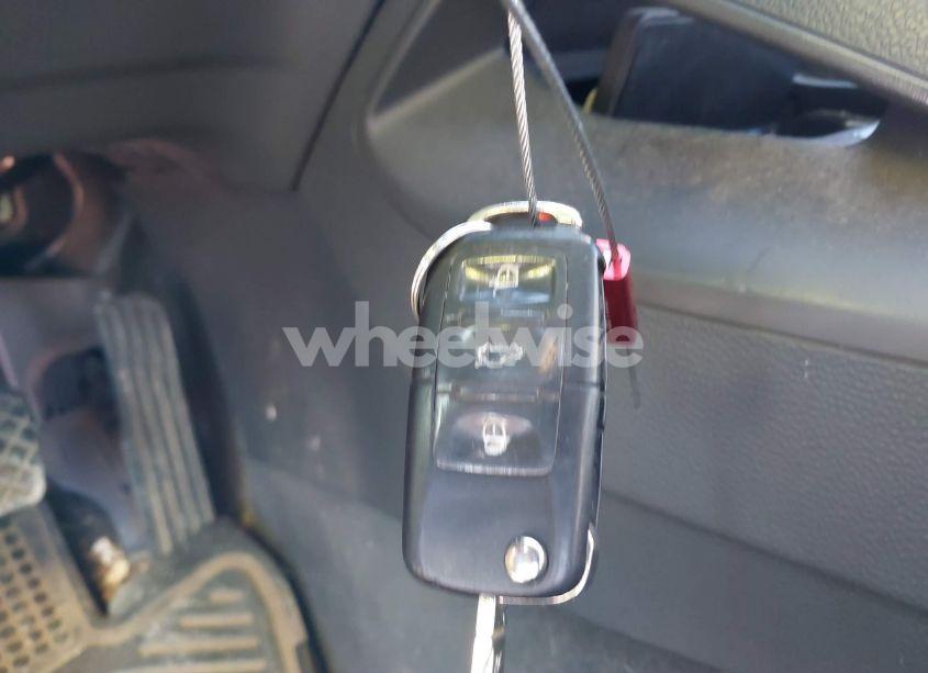 Photo 11 of 2006 Volkswagen Jetta TDI (VIN 3VWDT71K96M816015)