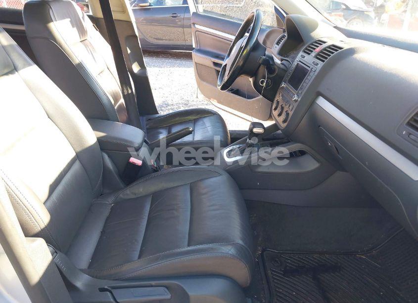 Photo 5 of 2006 Volkswagen Jetta TDI (VIN 3VWDT71K96M816015)