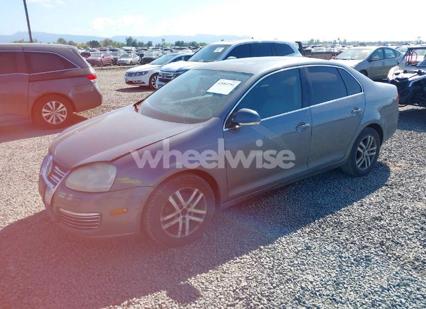 Photo 2 of 2006 Volkswagen Jetta TDI (VIN 3VWDT81K76M707770)