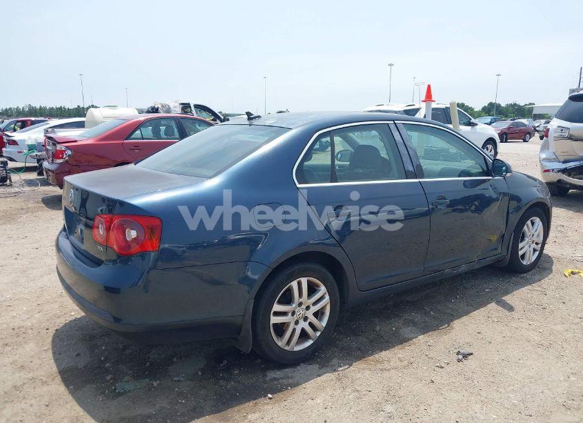 Photo 4 of 2006 Volkswagen Jetta TDI (VIN 3VWDT81K96M024887)