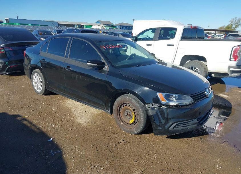 2011 Volkswagen Jetta 2.5L SE (VIN 3VWDX7AJ0BM013454) main photo