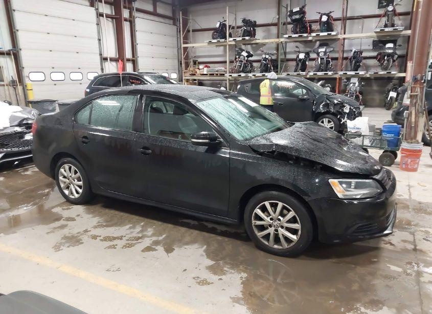 Photo 13 of 2011 Volkswagen Jetta 2.5L SE (VIN 3VWDX7AJ0BM307369)