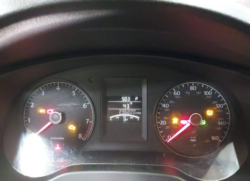 Photo 7 of 2011 Volkswagen Jetta 2.5L SE (VIN 3VWDX7AJ0BM307369)