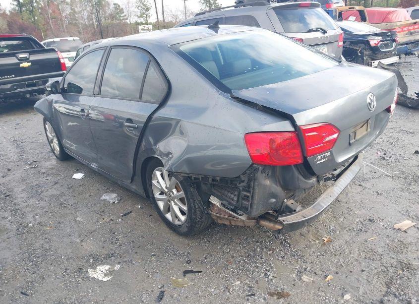 Photo 3 of 2011 Volkswagen Jetta SE (VIN 3VWDX7AJ0BM339206)