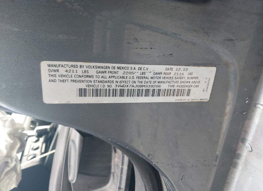 Photo 9 of 2011 Volkswagen Jetta SE (VIN 3VWDX7AJ0BM339206)