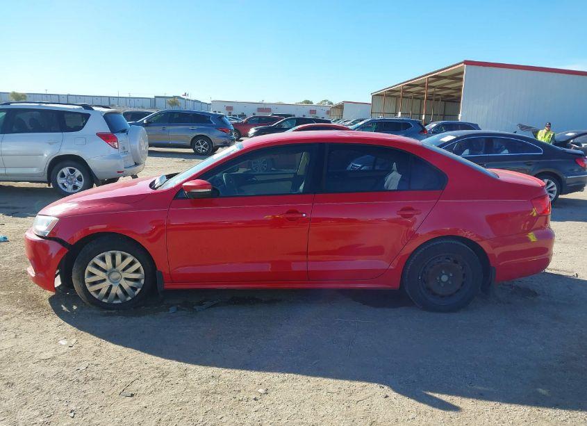 Photo 14 of 2011 Volkswagen Jetta 2.5L SE (VIN 3VWDX7AJ0BM399745)