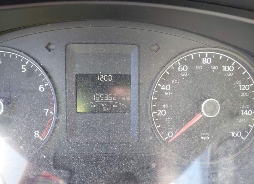 Photo 15 of 2011 Volkswagen Jetta 2.5L SE (VIN 3VWDX7AJ0BM399745)