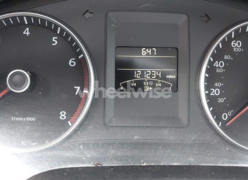 Photo 7 of 2012 Volkswagen Jetta 2.5L SE (VIN 3VWDX7AJ0CM304909)