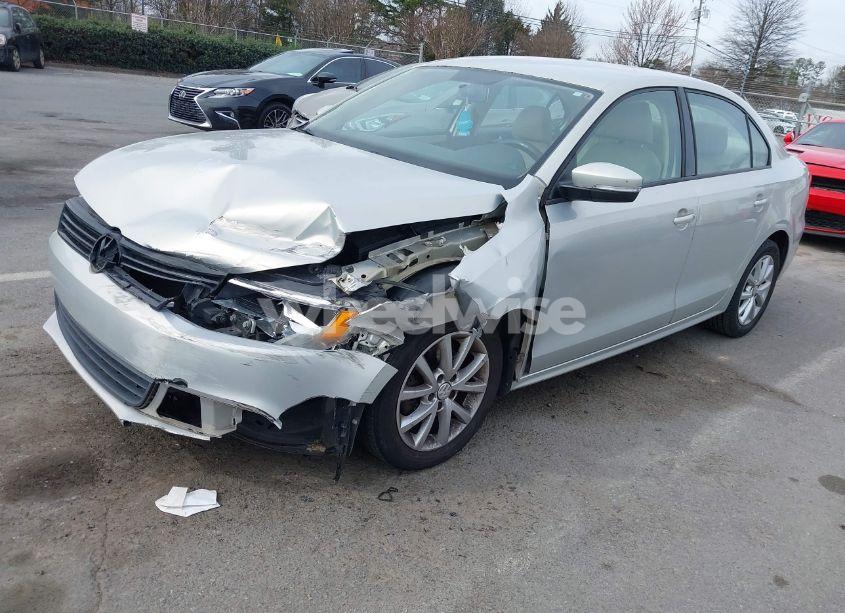 Photo 2 of 2012 Volkswagen Jetta 2.5L SE (VIN 3VWDX7AJ0CM311956)