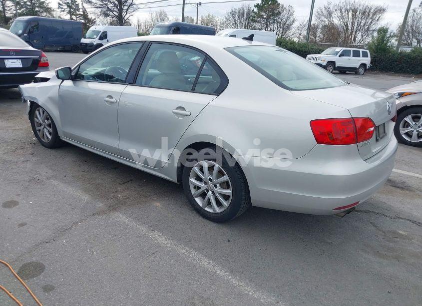 Photo 3 of 2012 Volkswagen Jetta 2.5L SE (VIN 3VWDX7AJ0CM311956)