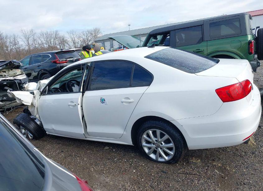 Photo 14 of 2011 Volkswagen Jetta 2.5L SE (VIN 3VWDX7AJ1BM316274)