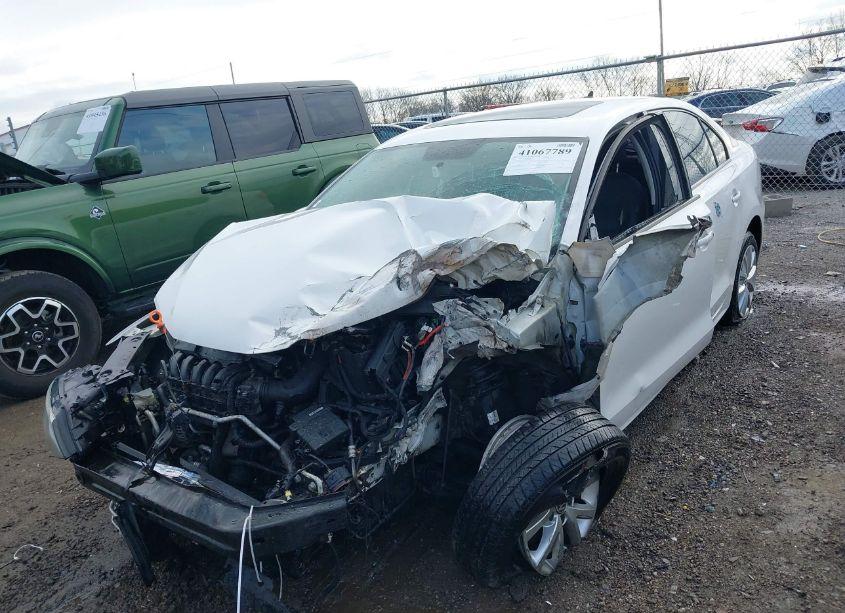 Photo 6 of 2011 Volkswagen Jetta 2.5L SE (VIN 3VWDX7AJ1BM316274)