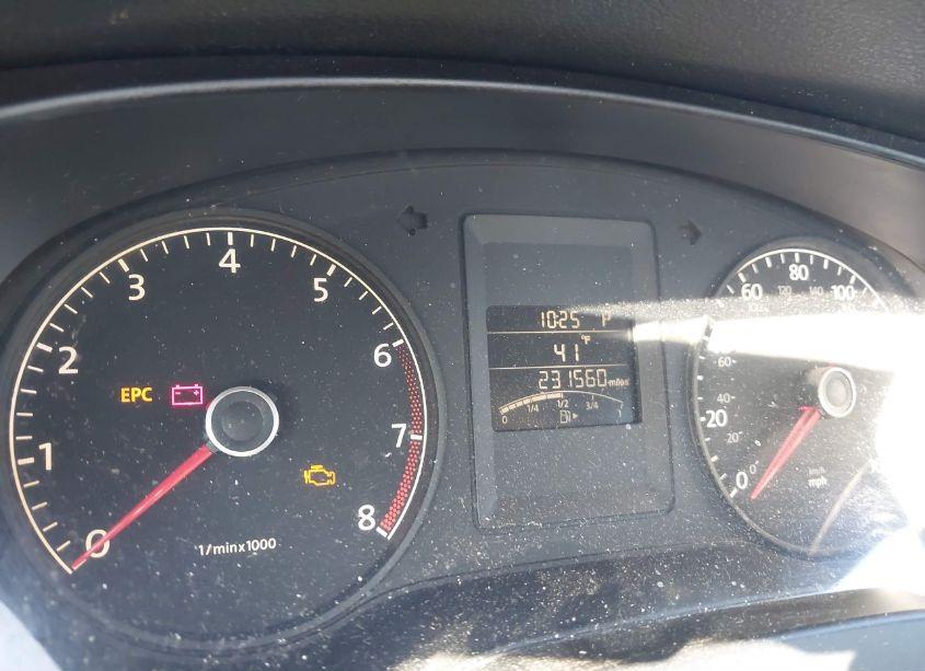 Photo 7 of 2011 Volkswagen Jetta 2.5L SE (VIN 3VWDX7AJ1BM347024)