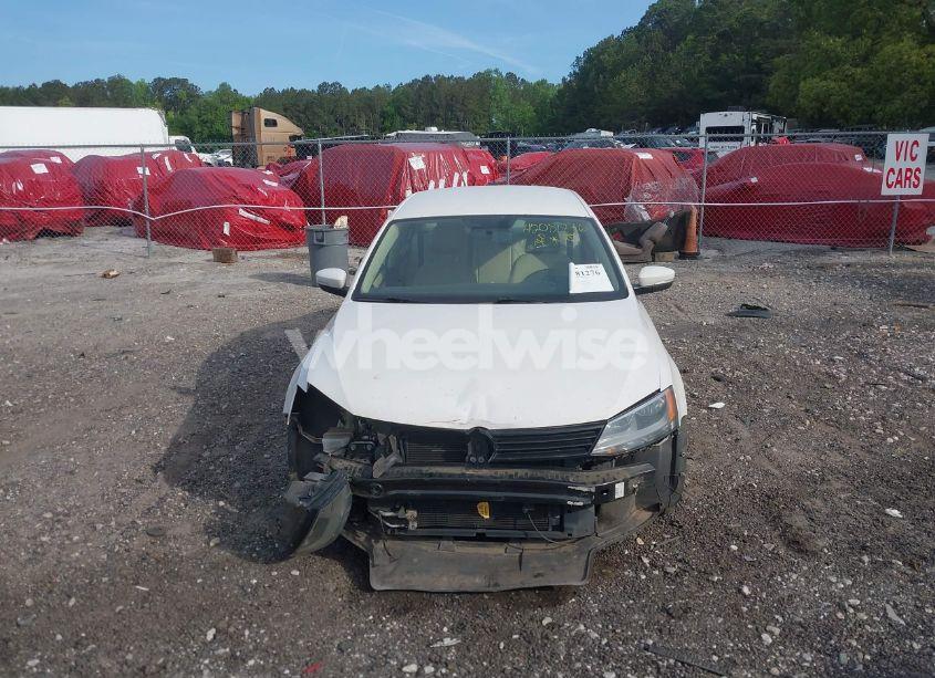 Photo 13 of 2011 Volkswagen Jetta 2.5L SE (VIN 3VWDX7AJ1BM349792)