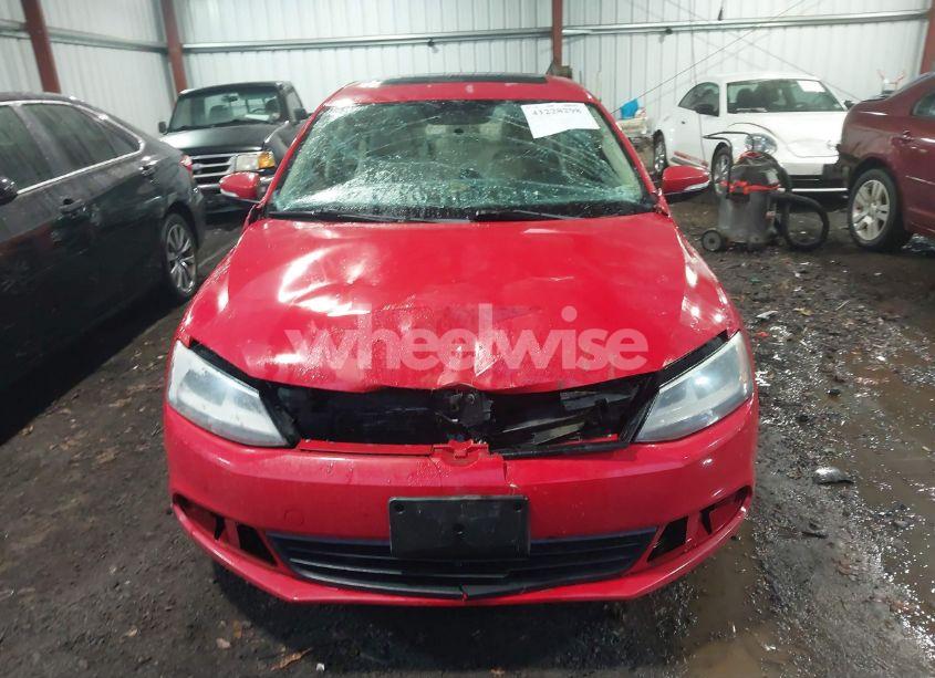 Photo 12 of 2012 Volkswagen Jetta 2.5L SE (VIN 3VWDX7AJ1CM388464)