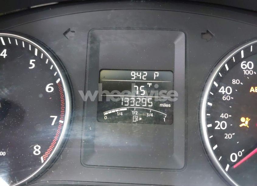 Photo 7 of 2012 Volkswagen Jetta 2.5L SE (VIN 3VWDX7AJ1CM389470)