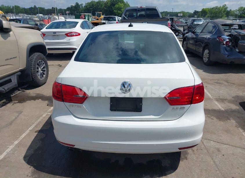 Photo 16 of 2013 Volkswagen Jetta 2.5L SE (VIN 3VWDX7AJ1DM319114)