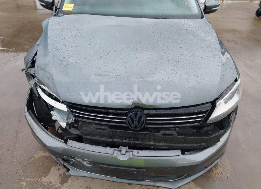 Photo 18 of 2013 Volkswagen Jetta 2.5L SE (VIN 3VWDX7AJ1DM443139)