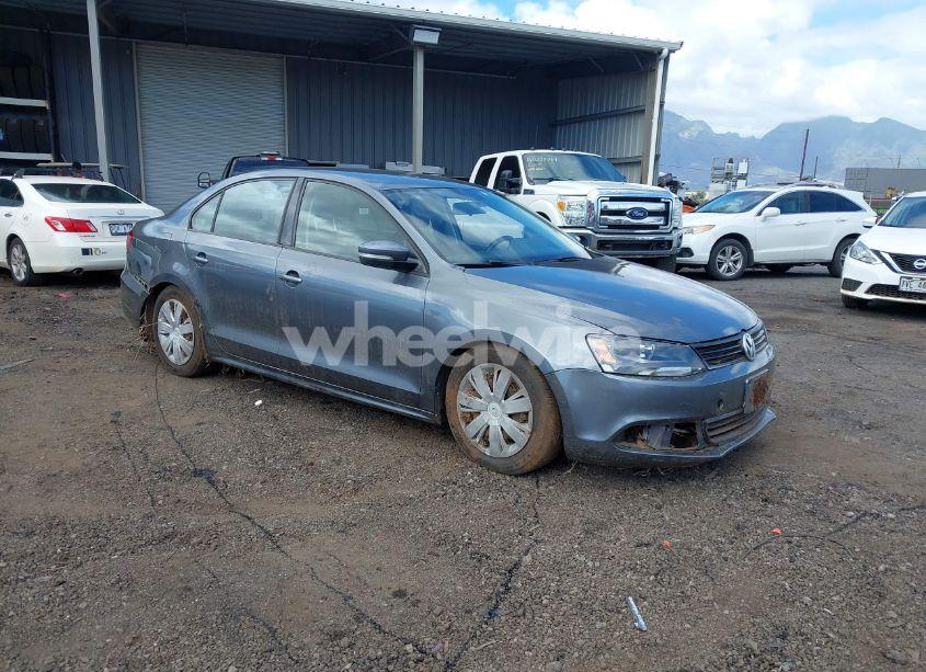 2012 Volkswagen Jetta 2.5L SE (VIN 3VWDX7AJ2CM420502) main photo