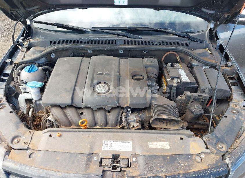 Photo 10 of 2012 Volkswagen Jetta 2.5L SE (VIN 3VWDX7AJ2CM420502)
