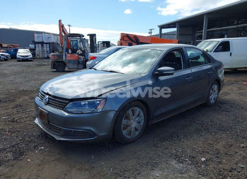 Photo 6 of 2012 Volkswagen Jetta 2.5L SE (VIN 3VWDX7AJ2CM420502)