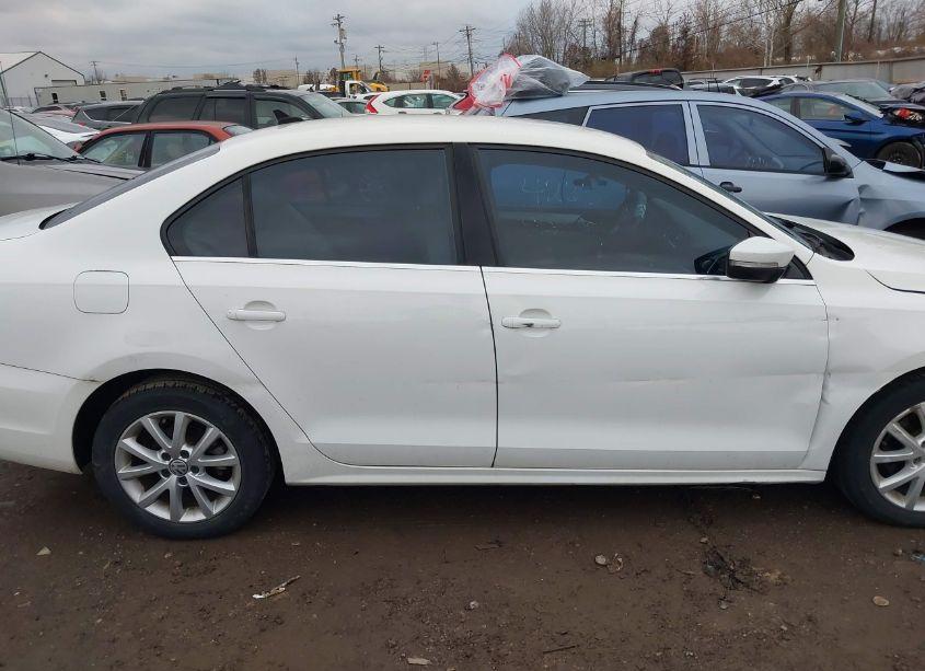 Photo 14 of 2013 Volkswagen Jetta 2.5L SE (VIN 3VWDX7AJ2DM288682)
