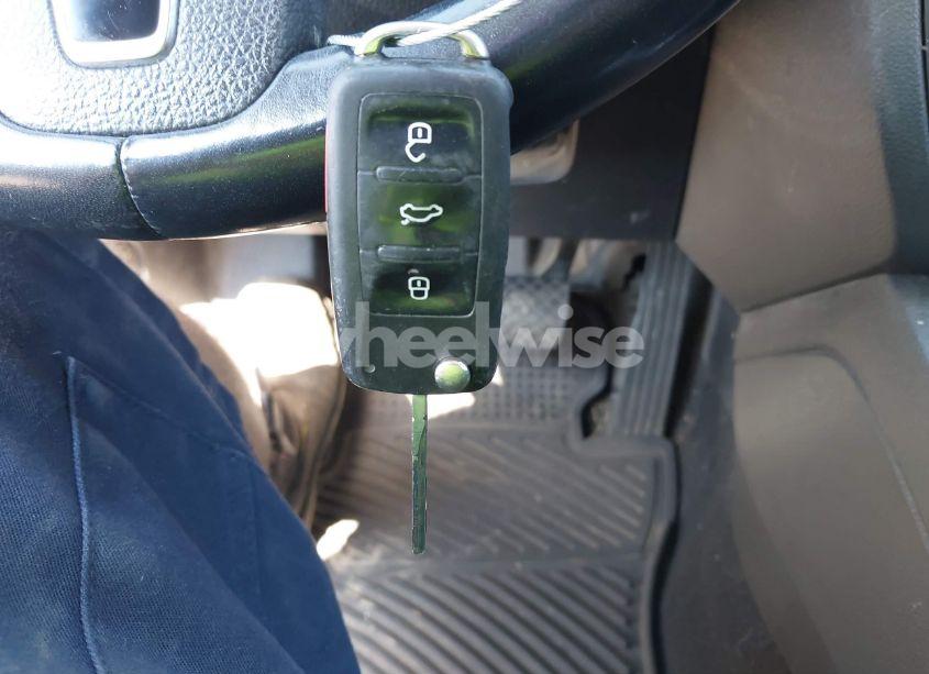 Photo 11 of 2013 Volkswagen Jetta 2.5L SE (VIN 3VWDX7AJ2DM438211)