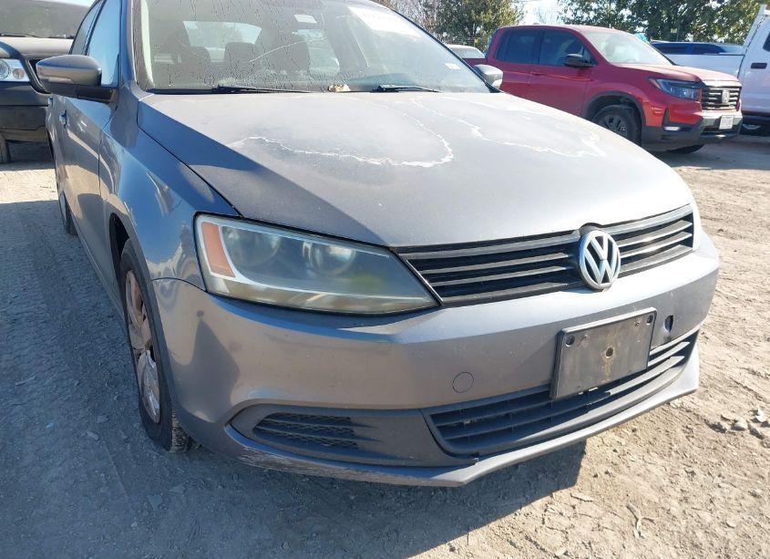 Photo 6 of 2011 Volkswagen Jetta 2.5L SE (VIN 3VWDX7AJ3BM321377)