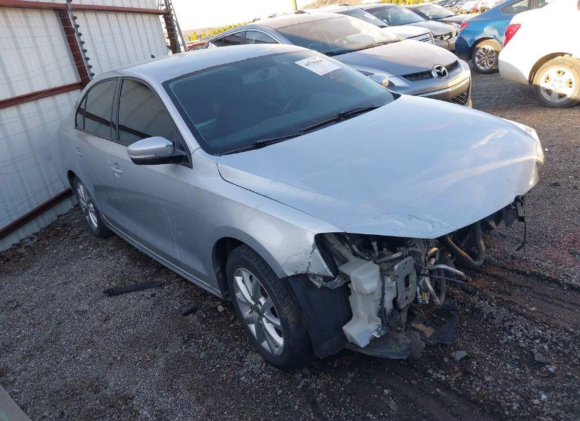 2012 Volkswagen Jetta 2.5L SE (VIN 3VWDX7AJ3CM321607) main photo