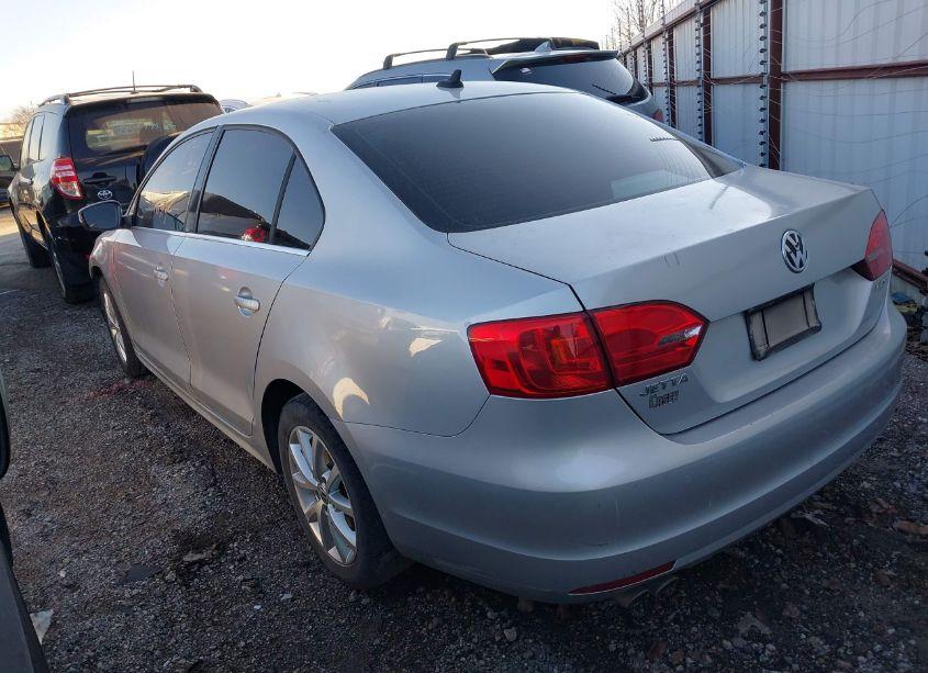 Photo 3 of 2012 Volkswagen Jetta 2.5L SE (VIN 3VWDX7AJ3CM321607)