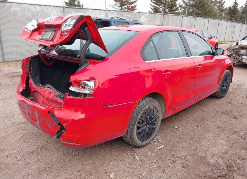 Photo 4 of 2013 Volkswagen Jetta 2.5L SE (VIN 3VWDX7AJ3DM253522)