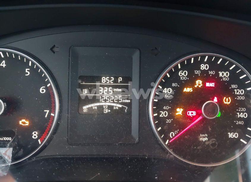 Photo 7 of 2013 Volkswagen Jetta 2.5L SE (VIN 3VWDX7AJ3DM254962)