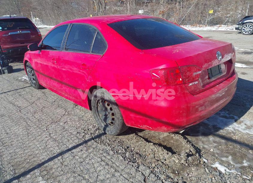 Photo 3 of 2011 Volkswagen Jetta 2.5L SE (VIN 3VWDX7AJ4BM103075)