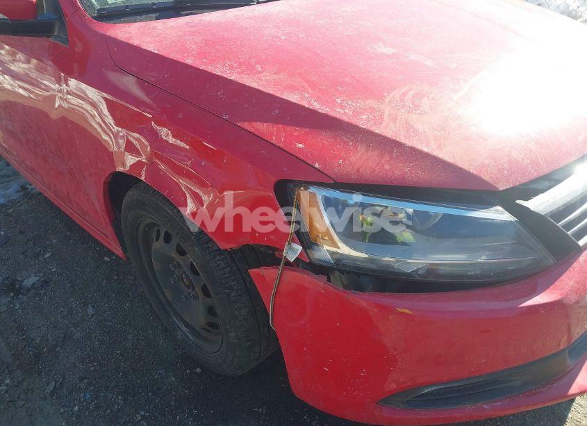 Photo 6 of 2011 Volkswagen Jetta 2.5L SE (VIN 3VWDX7AJ4BM103075)