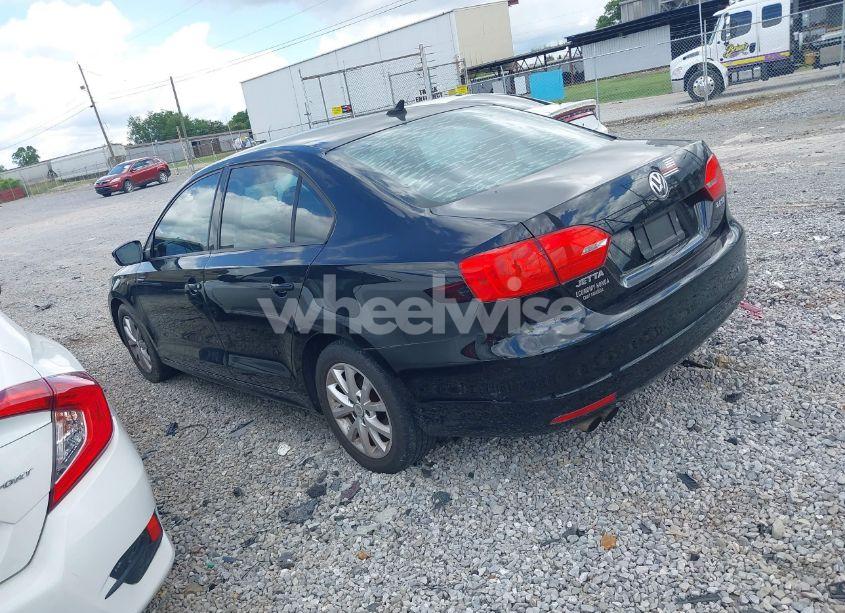 Photo 3 of 2012 Volkswagen Jetta 2.5L SE (VIN 3VWDX7AJ4CM411199)