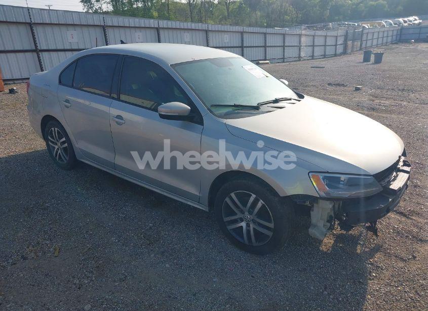 2011 Volkswagen Jetta 2.5L SE (VIN 3VWDX7AJ5BM322367) main photo