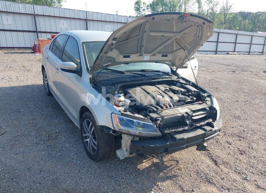 Photo 17 of 2011 Volkswagen Jetta 2.5L SE (VIN 3VWDX7AJ5BM322367)