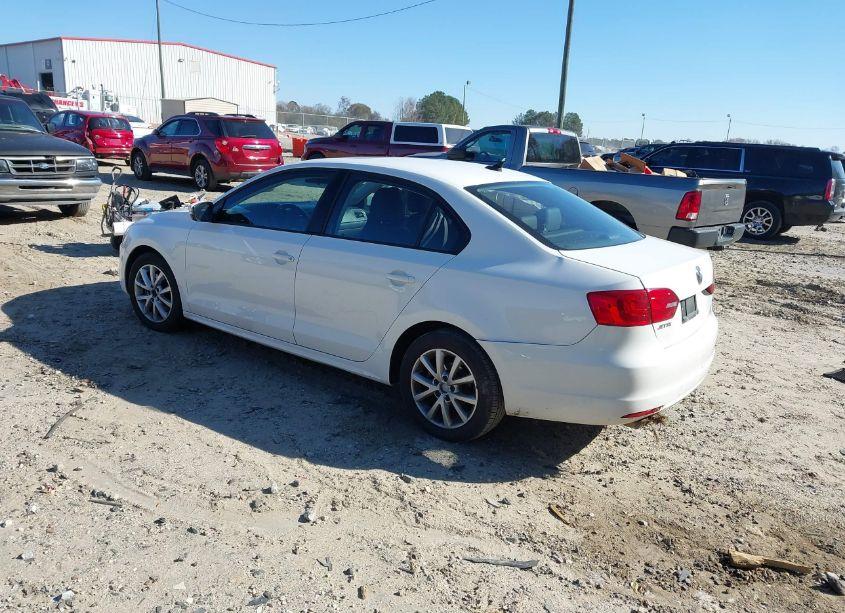 Photo 3 of 2012 Volkswagen Jetta 2.5L SE (VIN 3VWDX7AJ5CM120758)
