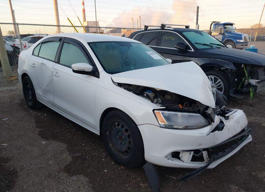 2012 Volkswagen Jetta 2.5L SE (VIN 3VWDX7AJ5CM122493) main photo