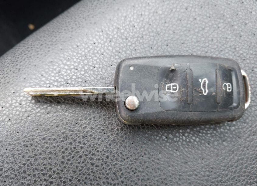 Photo 11 of 2012 Volkswagen Jetta 2.5L SE (VIN 3VWDX7AJ5CM326405)