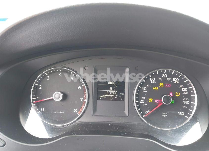 Photo 7 of 2012 Volkswagen Jetta 2.5L SE (VIN 3VWDX7AJ5CM326405)