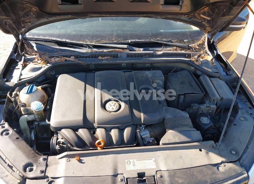 Photo 10 of 2012 Volkswagen Jetta 2.5L SE (VIN 3VWDX7AJ5CM346105)