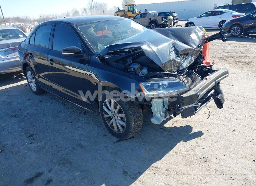 2012 Volkswagen Jetta 2.5L SE (VIN 3VWDX7AJ5CM389617) main photo