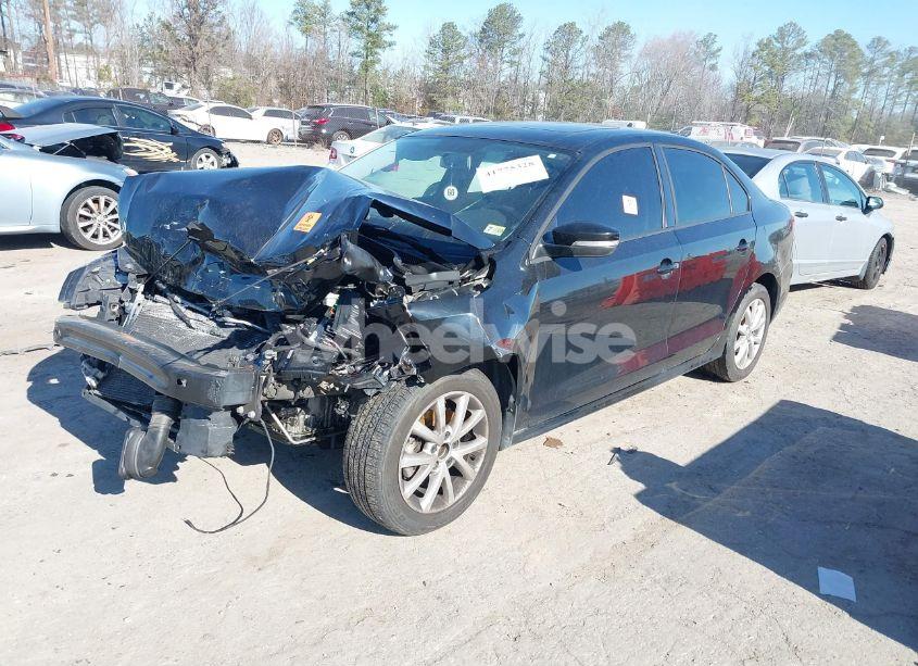 Photo 2 of 2012 Volkswagen Jetta 2.5L SE (VIN 3VWDX7AJ5CM389617)